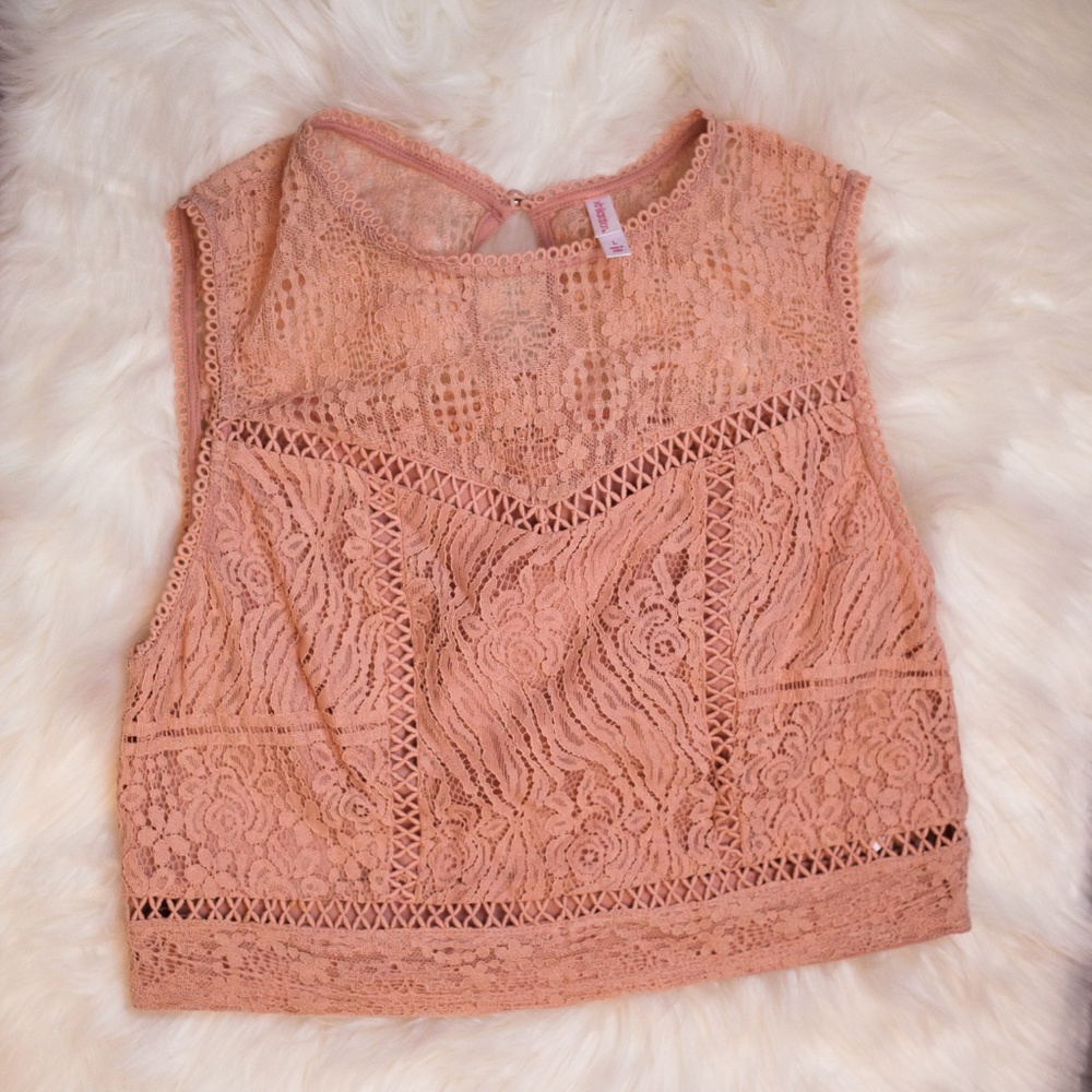 Women's Lace Cropped Top